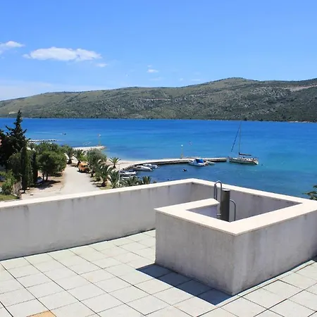 Opatija مارينا